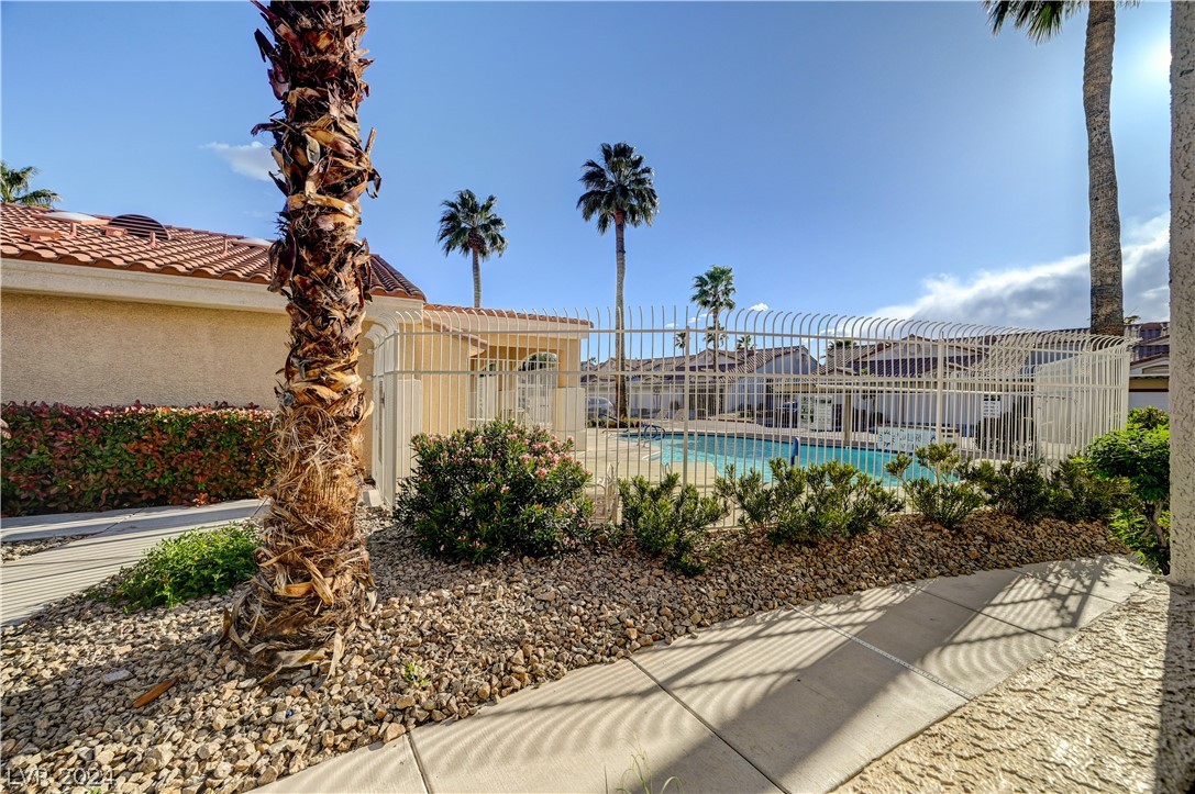 855 North Stephanie Street 2616