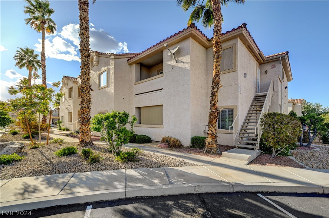 855 North Stephanie Street 2616