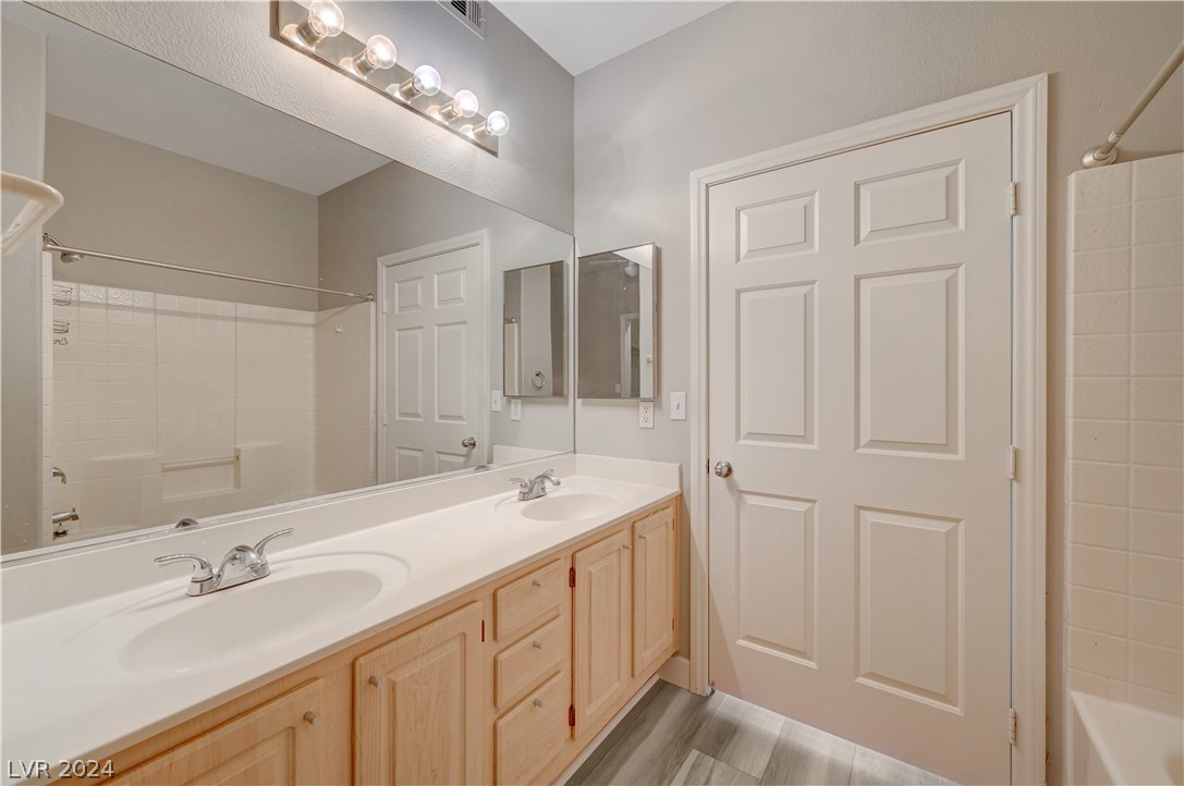 855 North Stephanie Street 2616