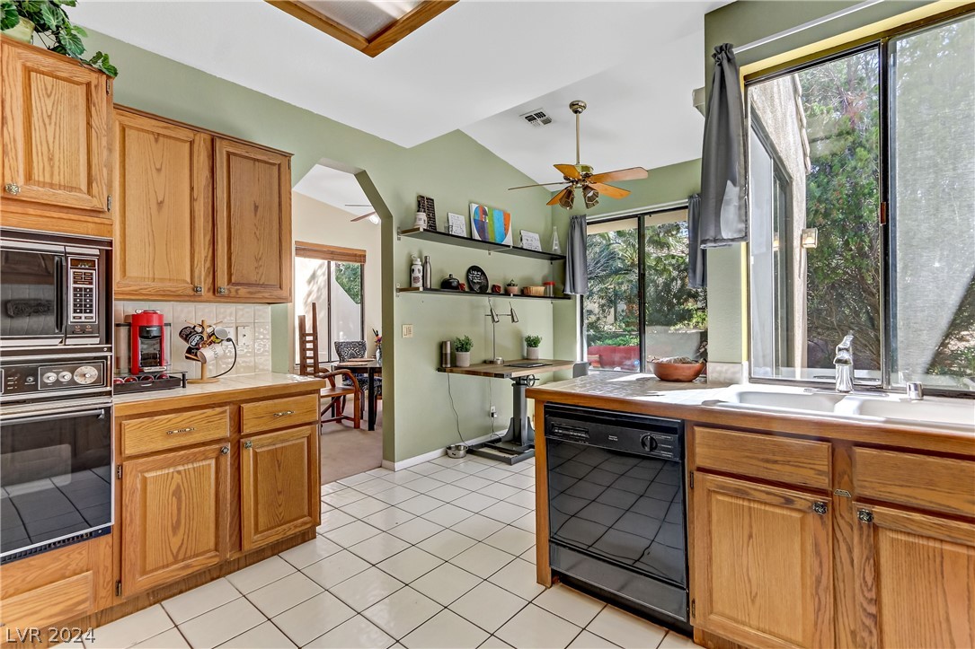 2869 Cape Hope Way