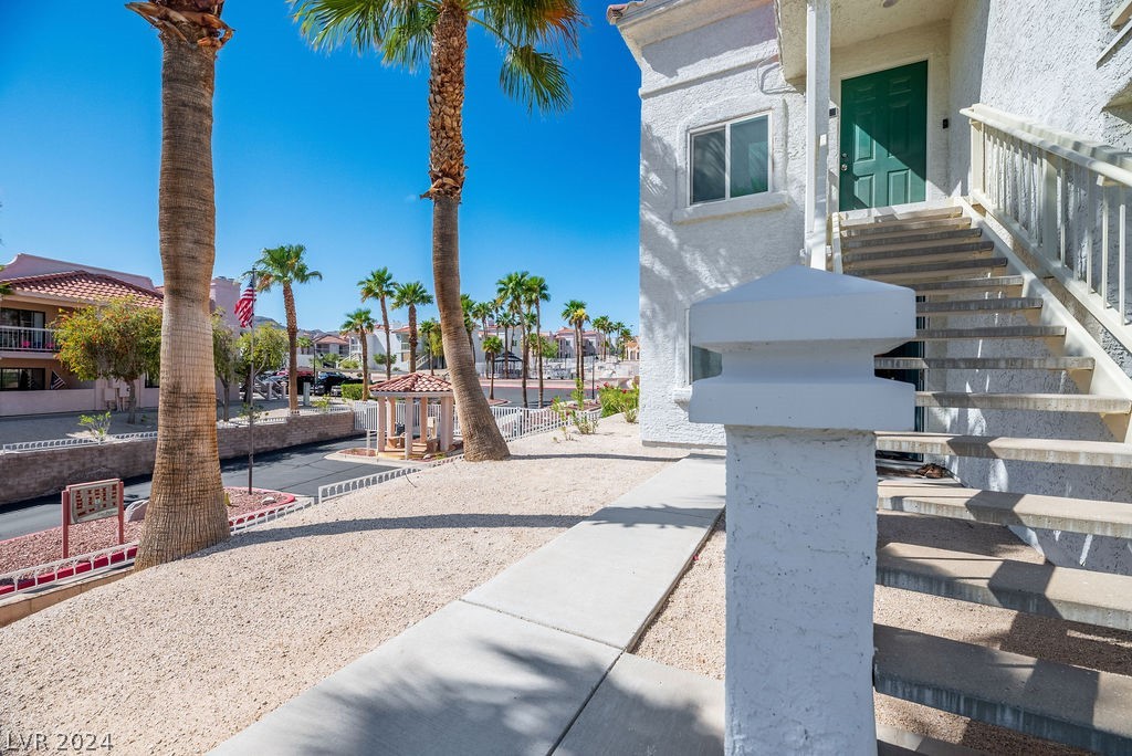 1904 Las Palmas Lane 202