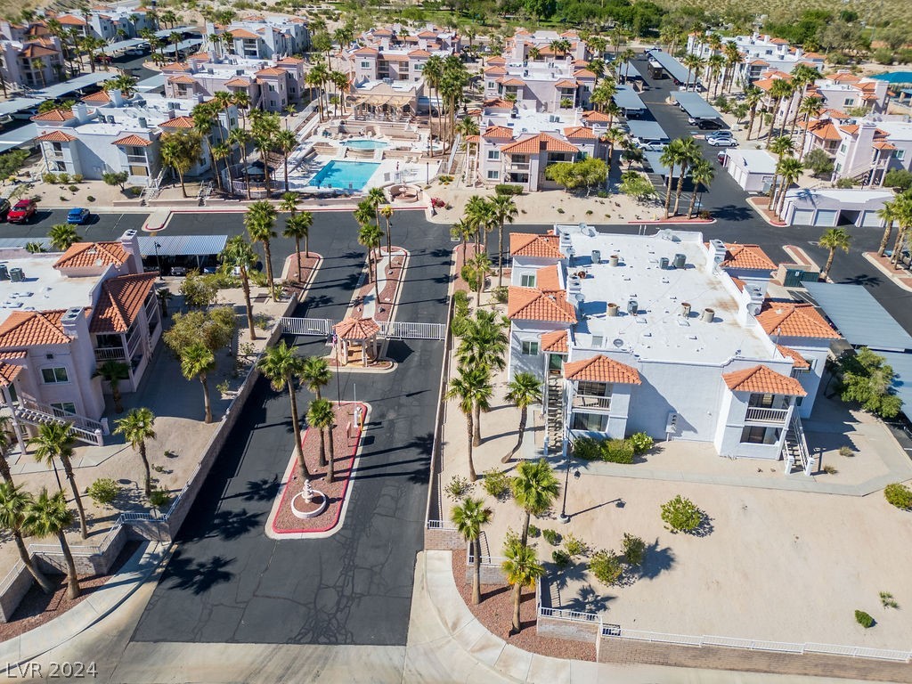 1904 Las Palmas Lane 202