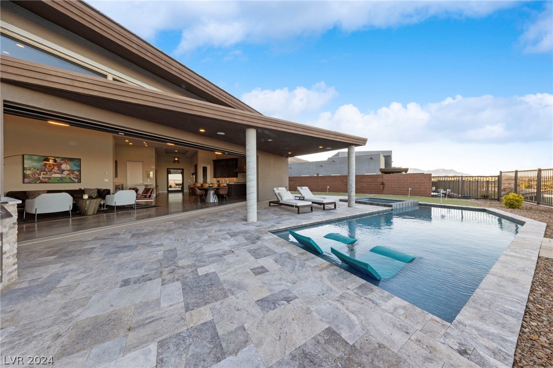 6138 Willow Ridge Court