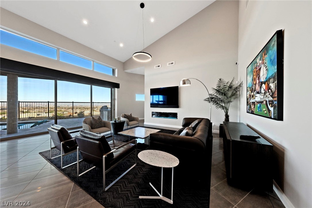 6138 Willow Ridge Court