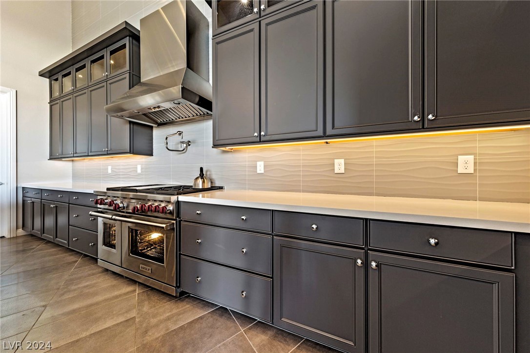 6138 Willow Ridge Court