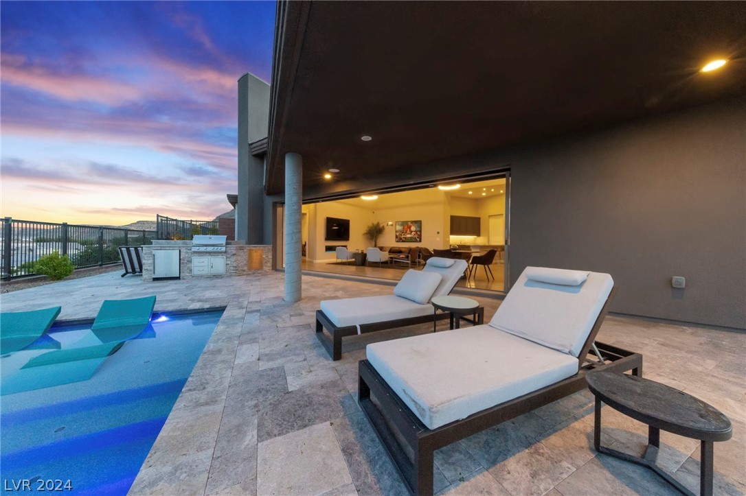 6138 Willow Ridge Court