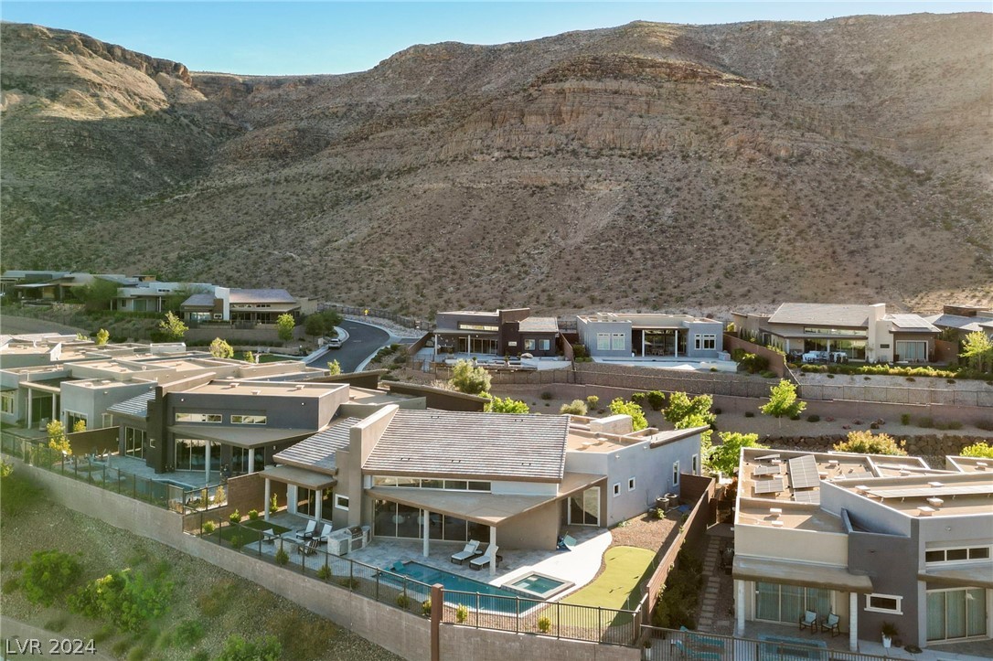 6138 Willow Ridge Court