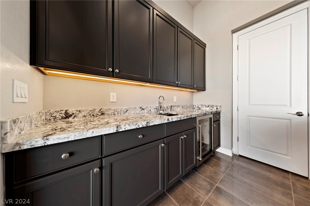 6138 Willow Ridge Court
