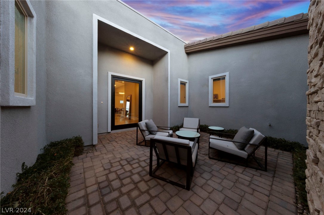 6138 Willow Ridge Court