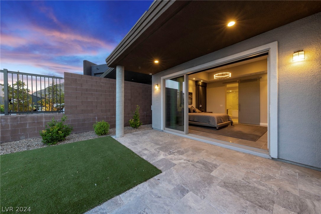 6138 Willow Ridge Court