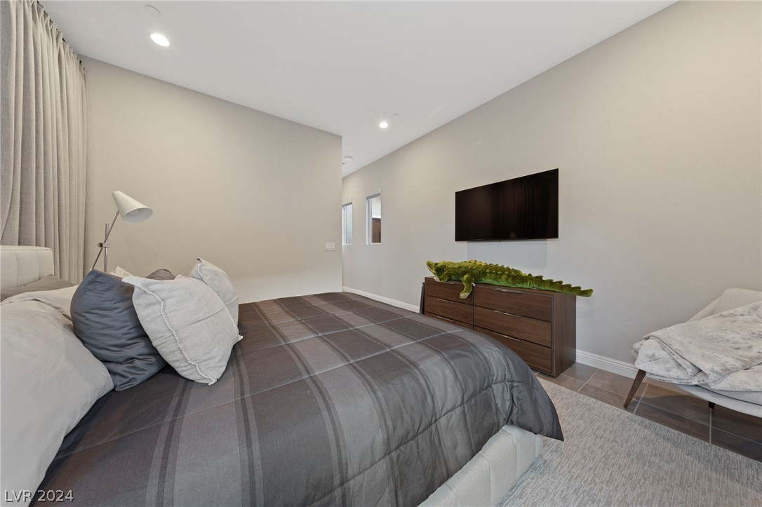 6138 Willow Ridge Court