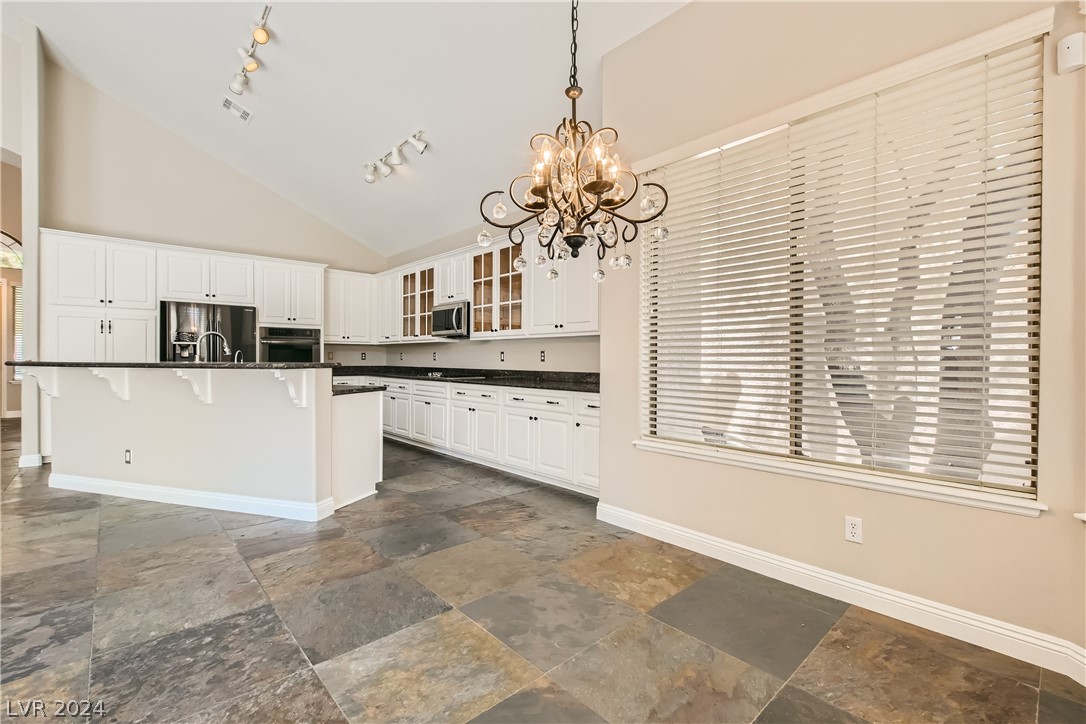 11025 Cardinal Crest Lane