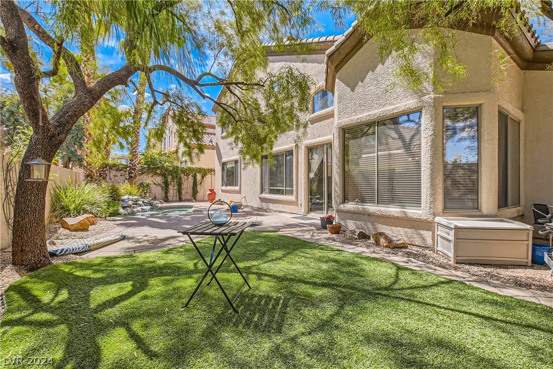 11025 Cardinal Crest Lane
