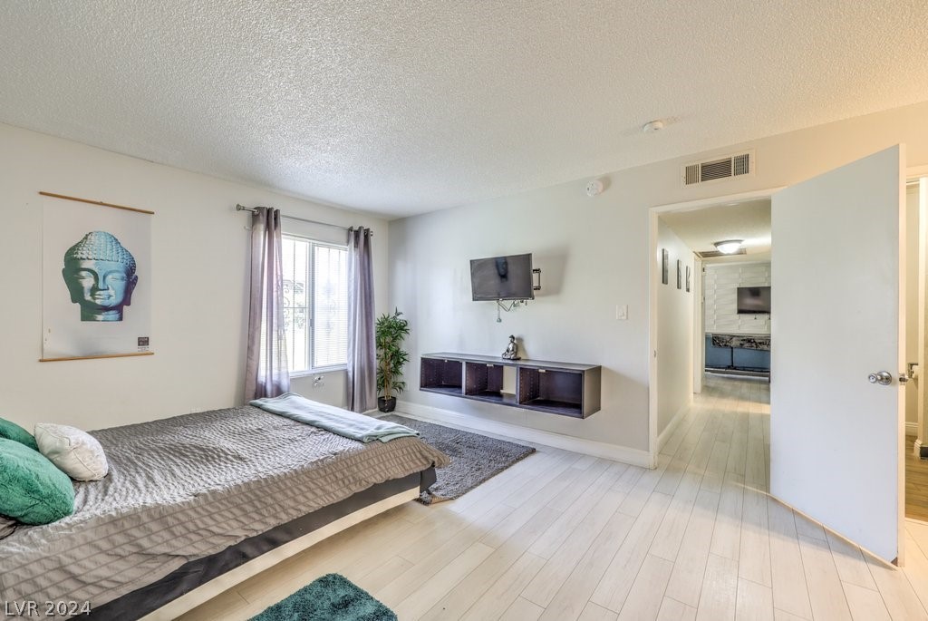 4627 Monterey Circle 1