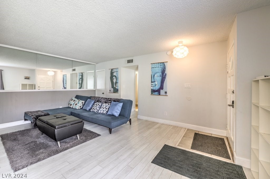 4627 Monterey Circle 1