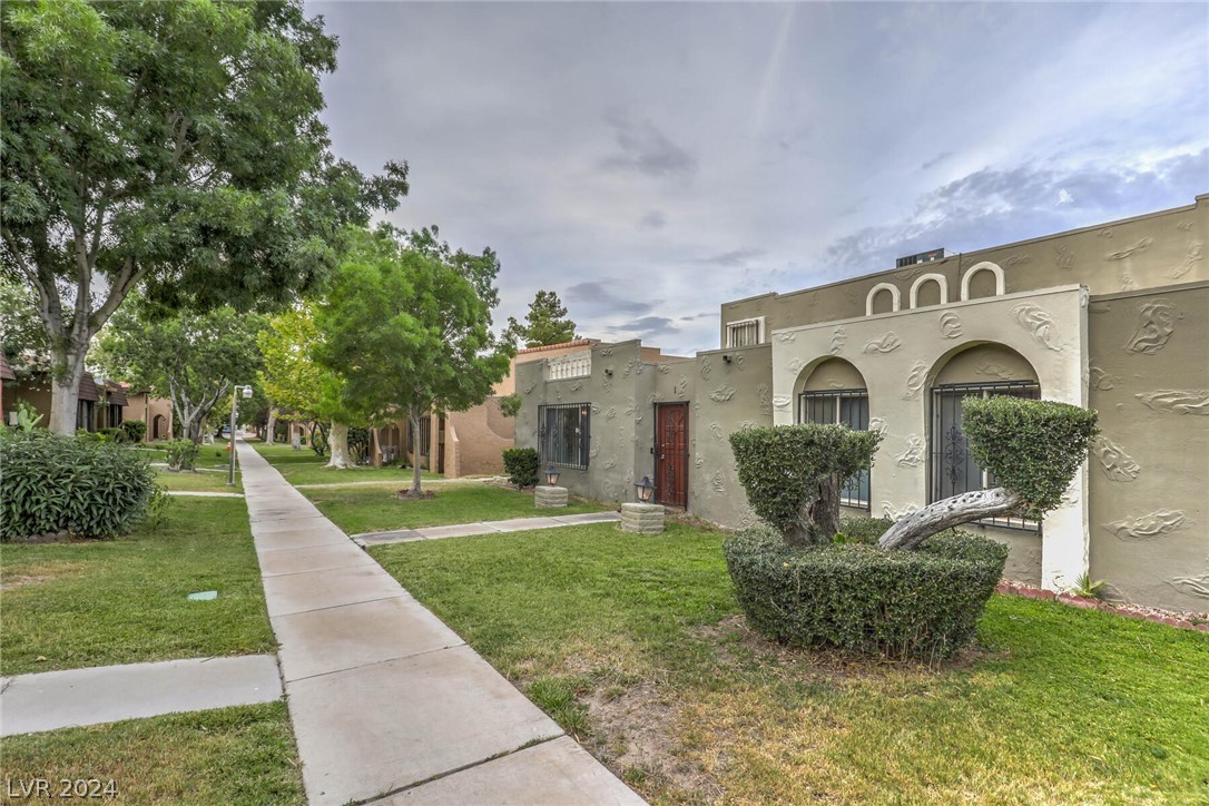 4627 Monterey Circle 1