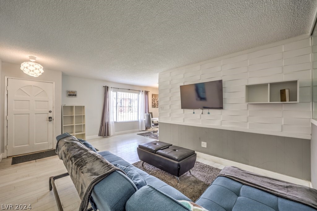 4627 Monterey Circle 1