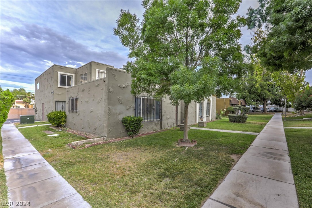 4627 Monterey Circle 1