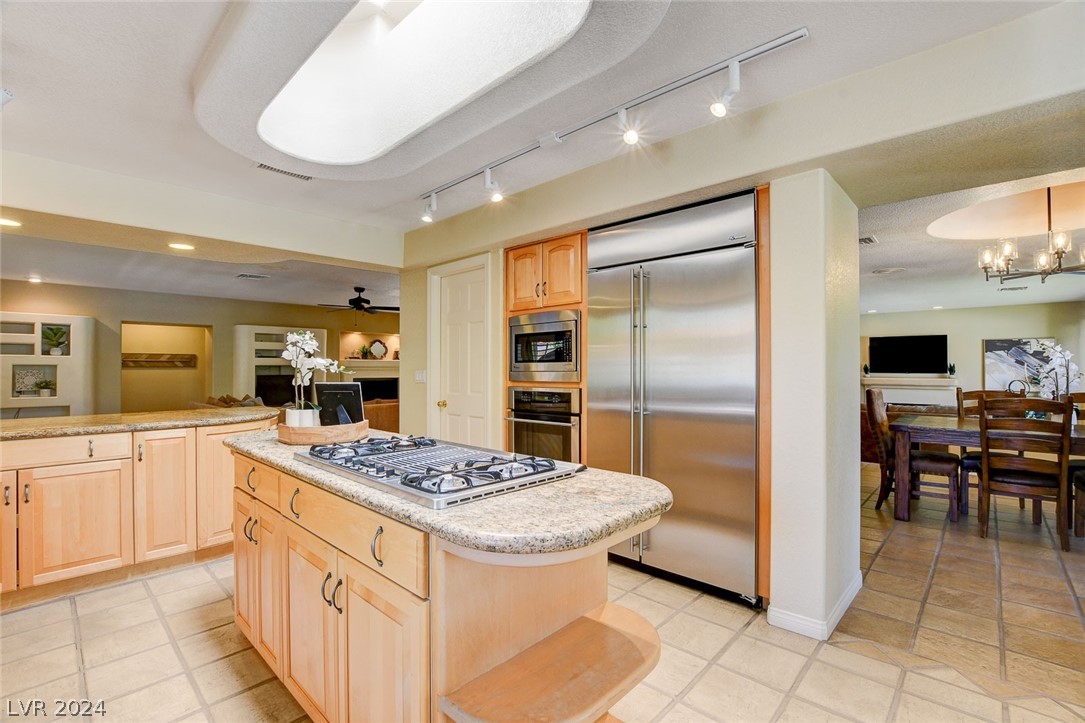 2419 High Vista Drive