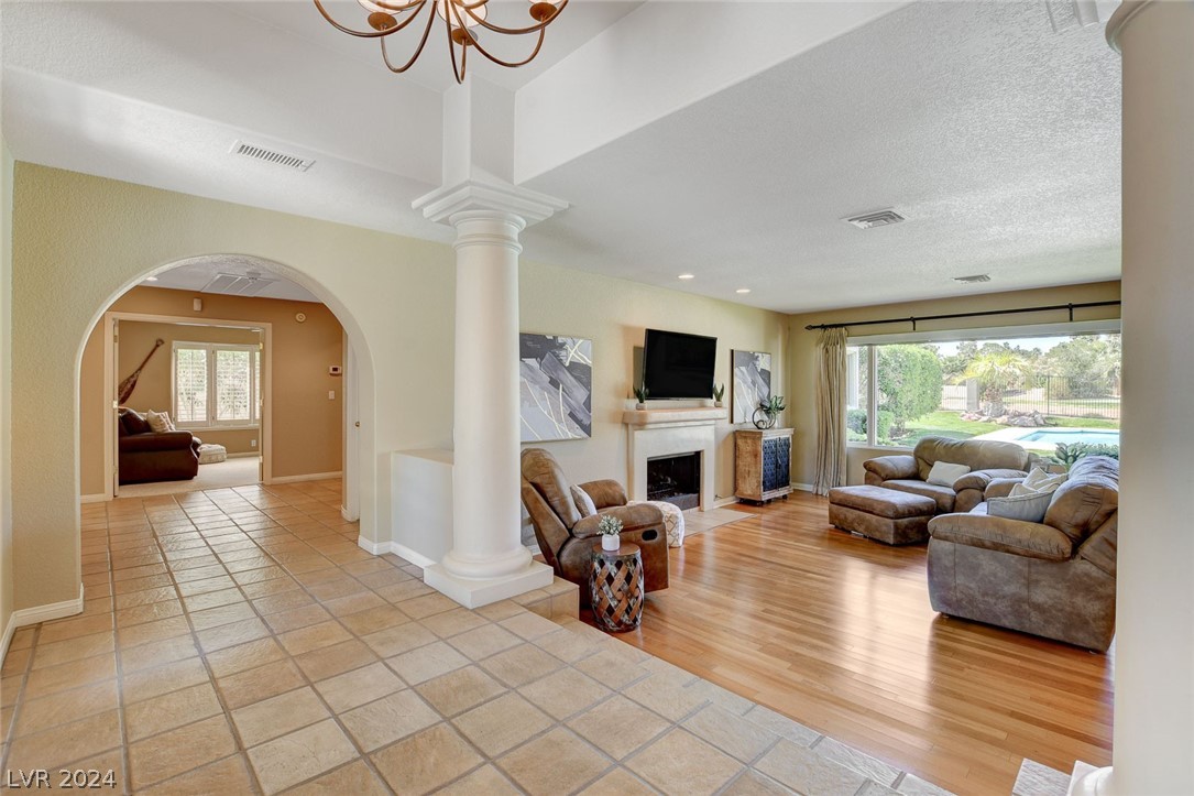 2419 High Vista Drive