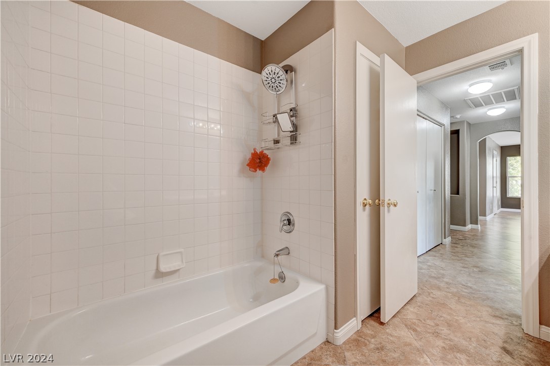 8112 Jasmine Hollow Court