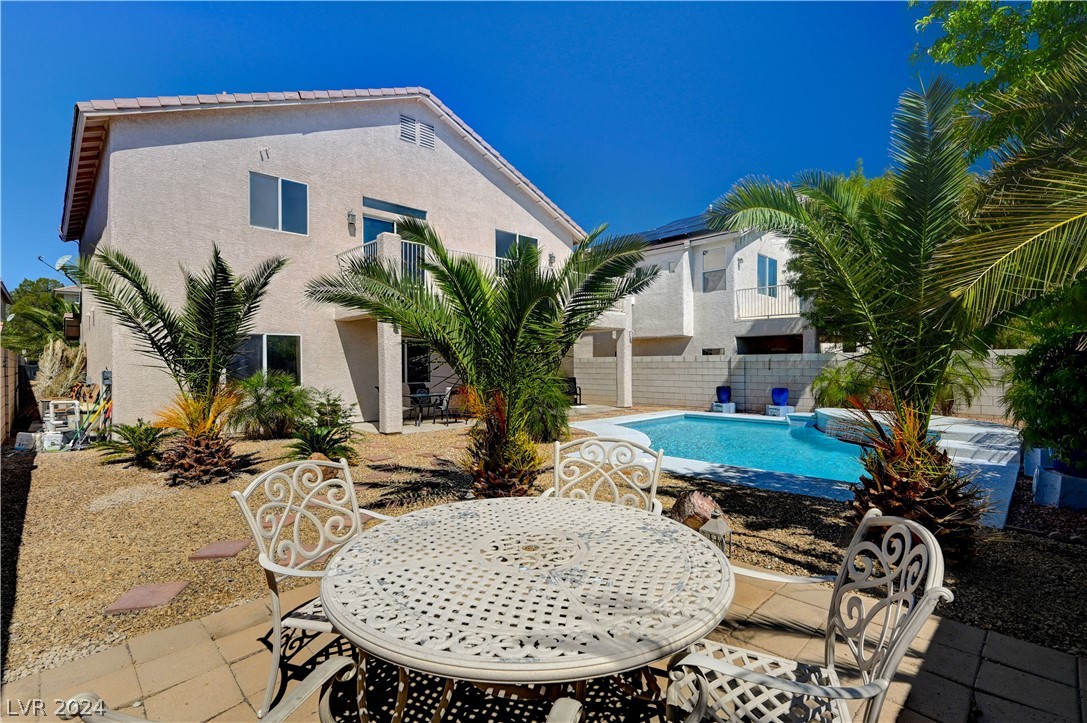 8112 Jasmine Hollow Court