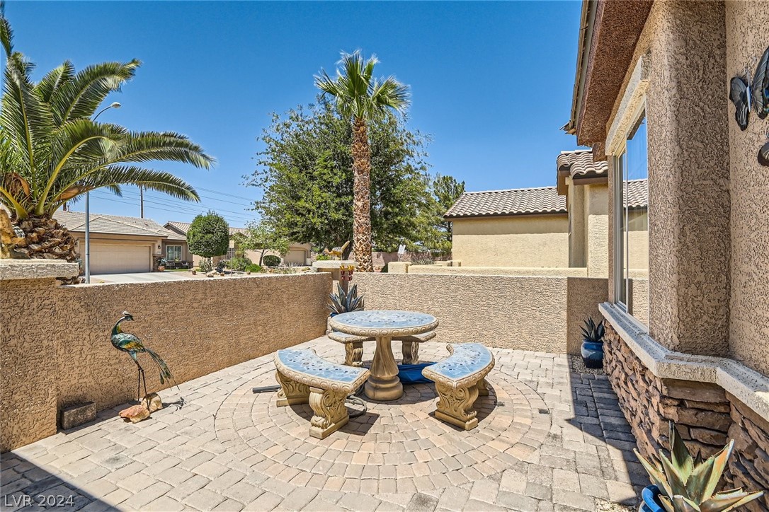 3324 Blue Ribbon Downs Street