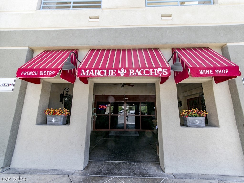 8112 Lake Hills Drive