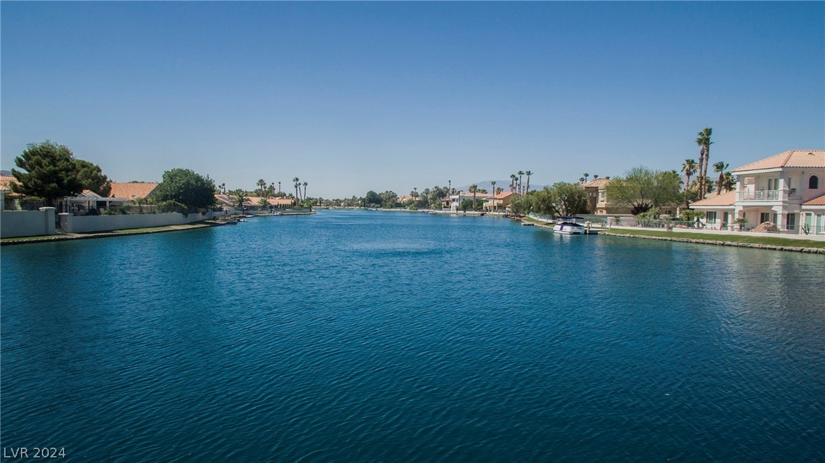 8112 Lake Hills Drive