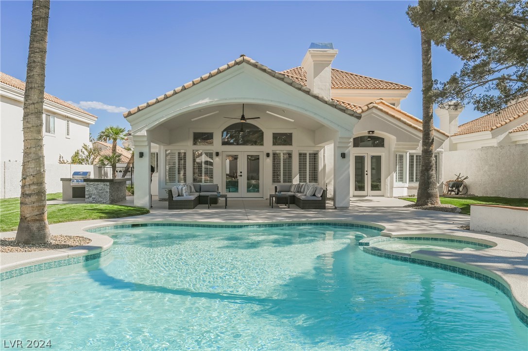 8112 Lake Hills Drive