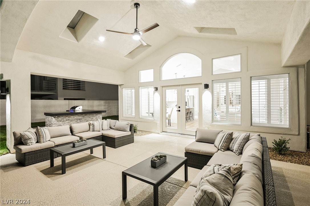 8112 Lake Hills Drive