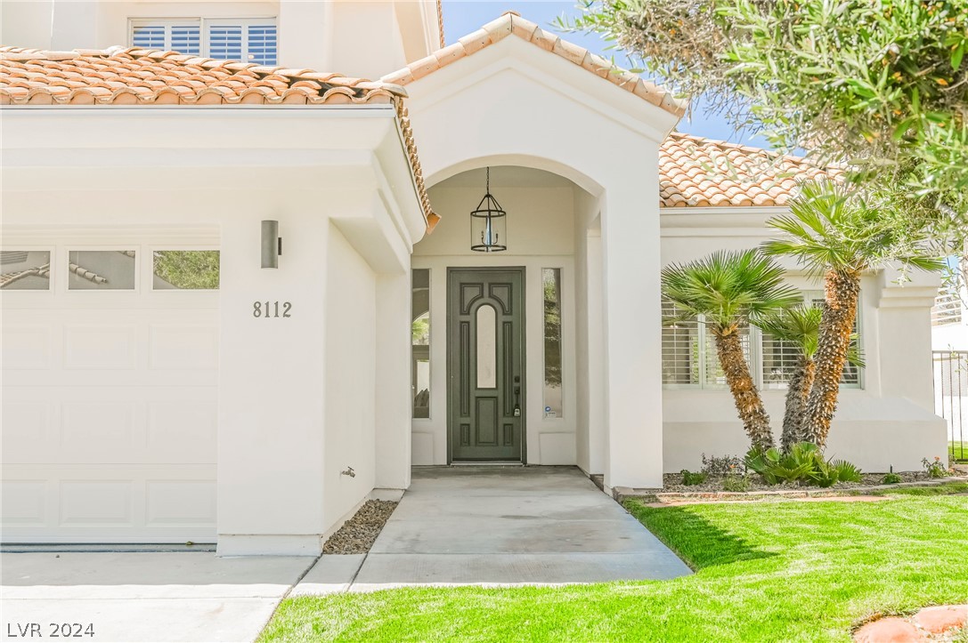 8112 Lake Hills Drive