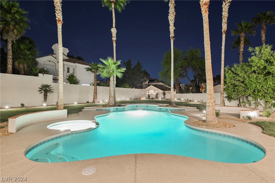 8112 Lake Hills Drive