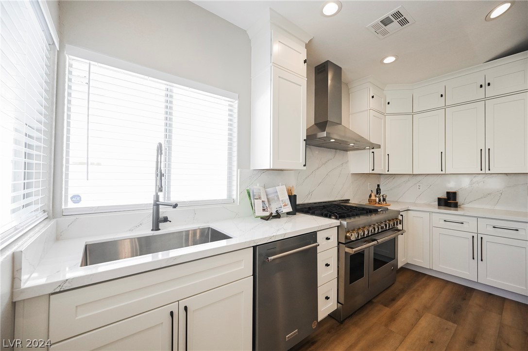 8112 Lake Hills Drive