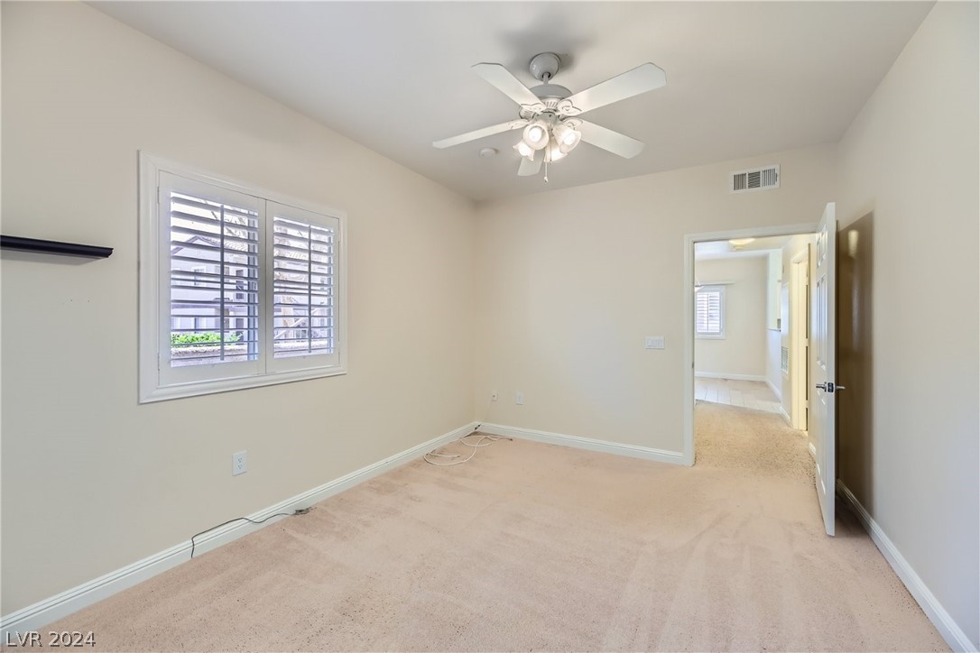 5250 South Rainbow Boulevard 1039