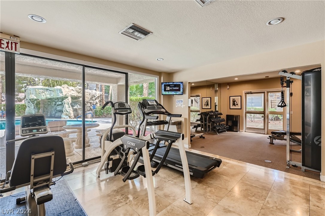 5250 South Rainbow Boulevard 1039