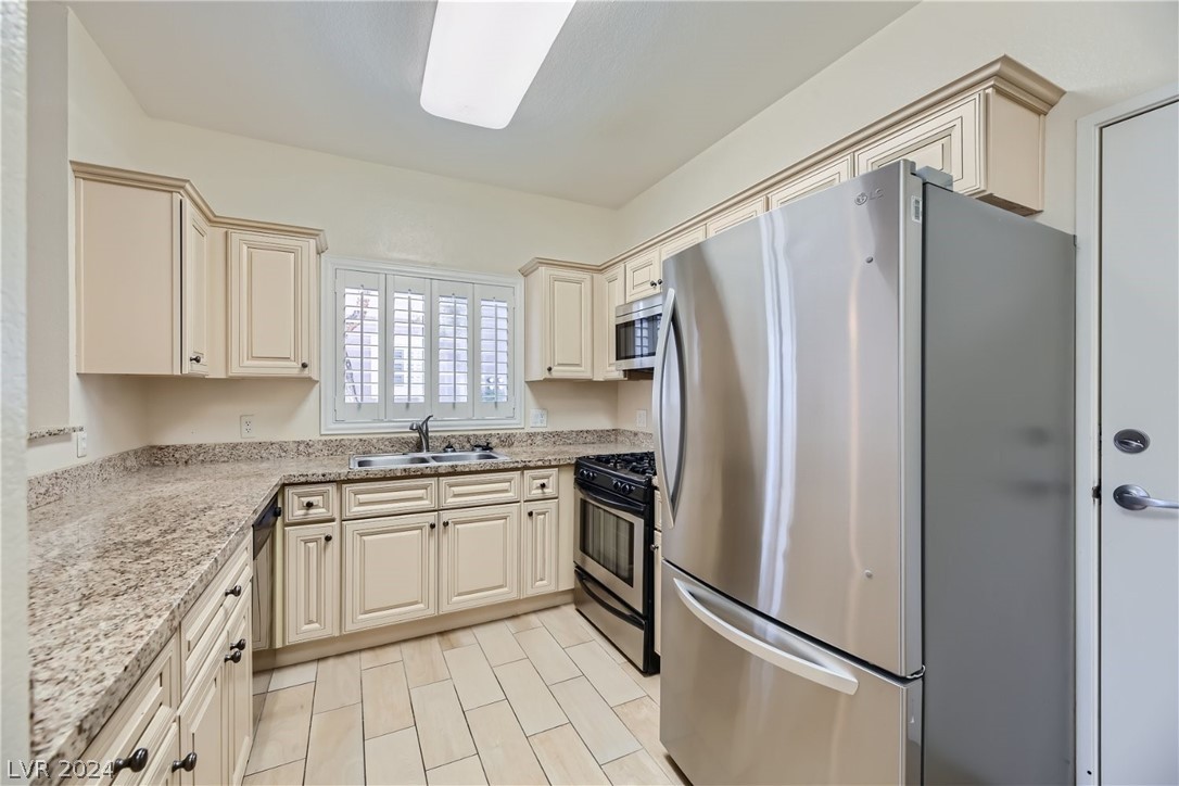 5250 South Rainbow Boulevard 1039