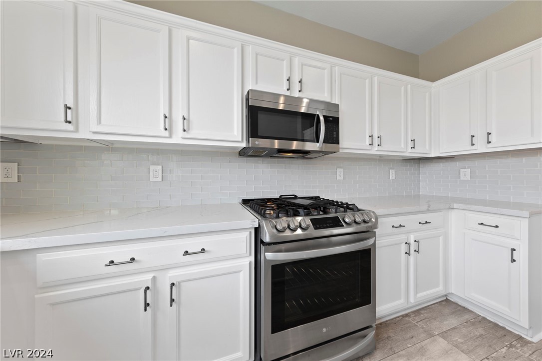 9138 Horizon Mist Avenue