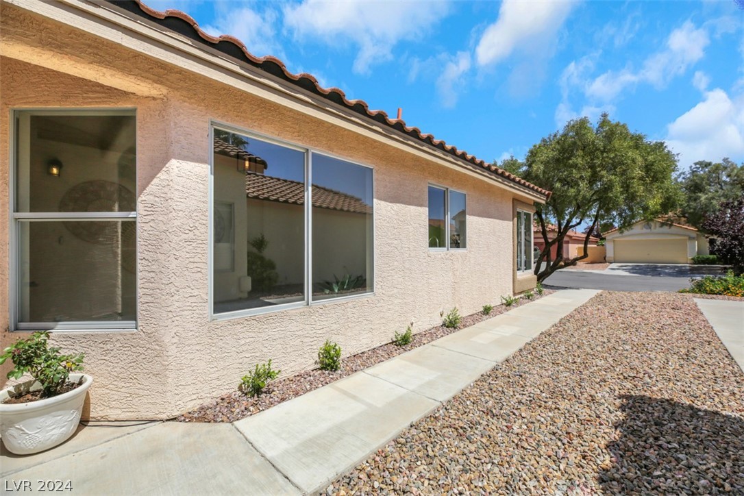 3777 Bossa Nova Drive