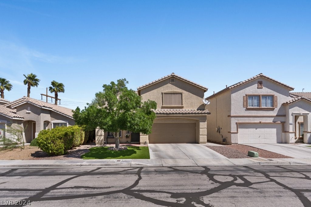 646 Emerald City Avenue