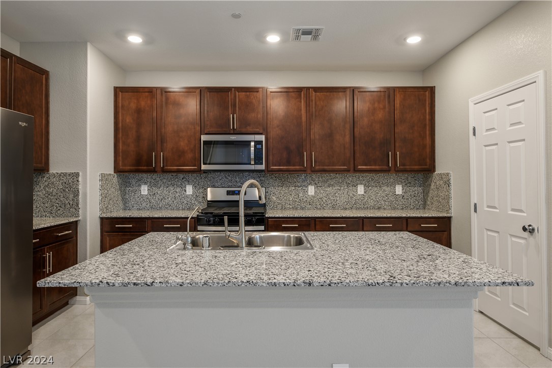 2286 Trasimeno Place