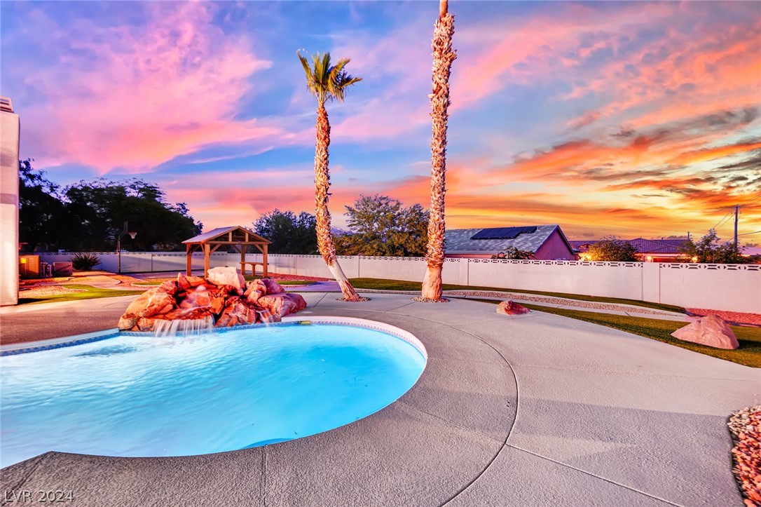 10060 West Tropical Parkway