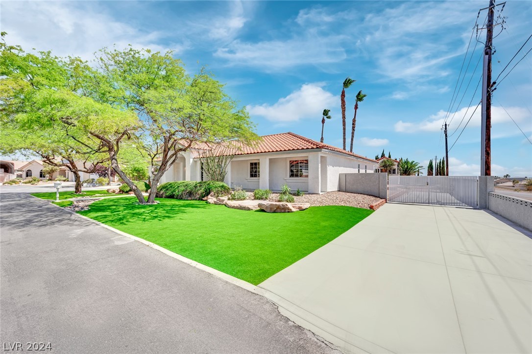 10060 West Tropical Parkway