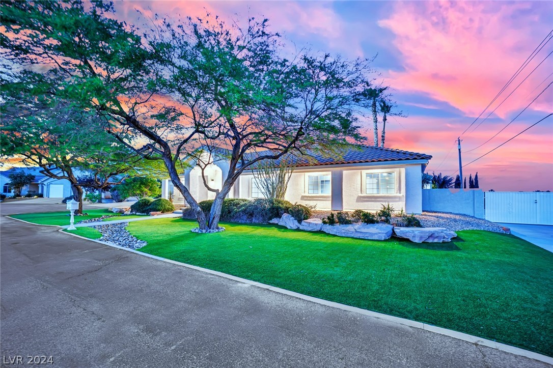 10060 West Tropical Parkway