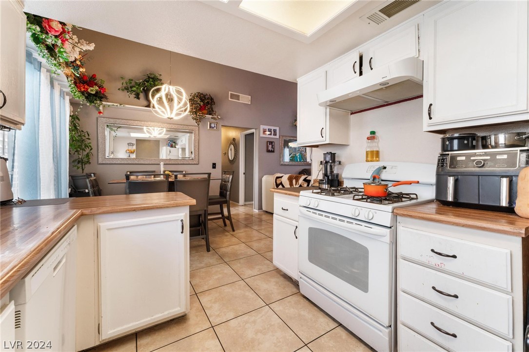 6616 Rhinelander Drive