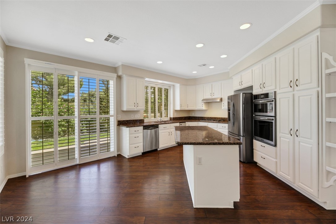 1328 Palantine Hill Drive