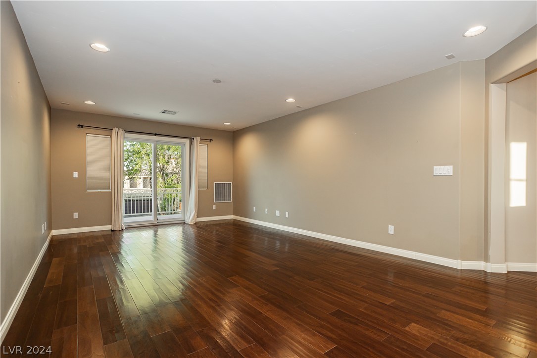 2664 Smooth Blend Place