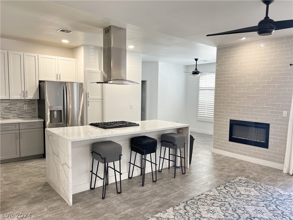 113 Emerald Forest Street 202