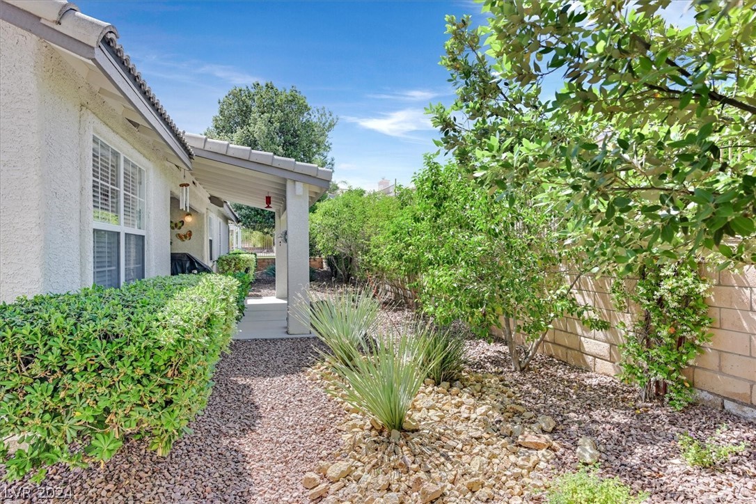 5008 Elm Grove Drive