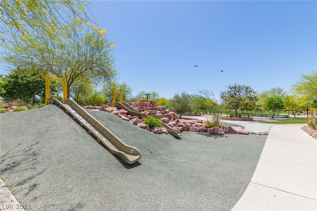 691 Omaggio Place